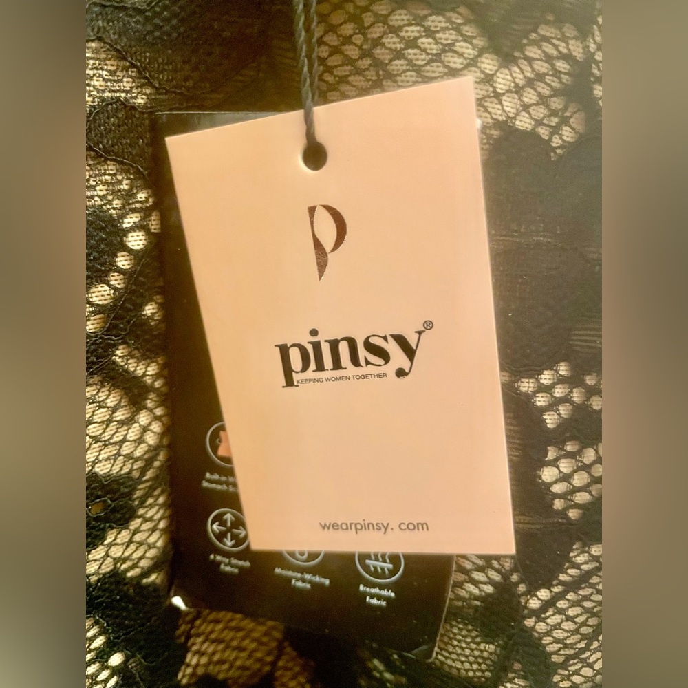 Pinsy Black Lace Plus-Size Medium Shaping Bodysuit
SIZE 2X ⭐️NWT⭐️ - Picture 3 of 12